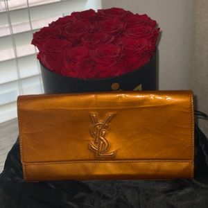 Patent YSL Belle De Jour clutch